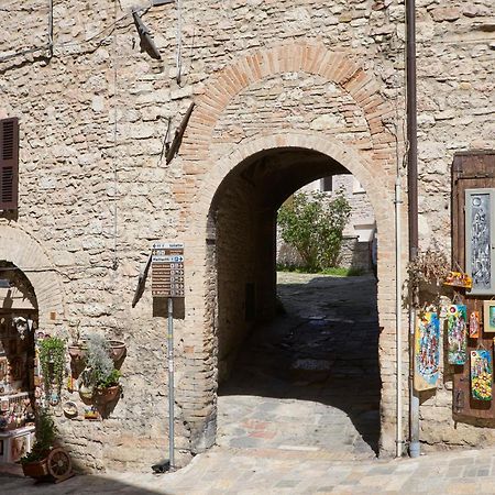 Ferienwohnung Il Cortile Di San Rufino Assisi Exterior foto